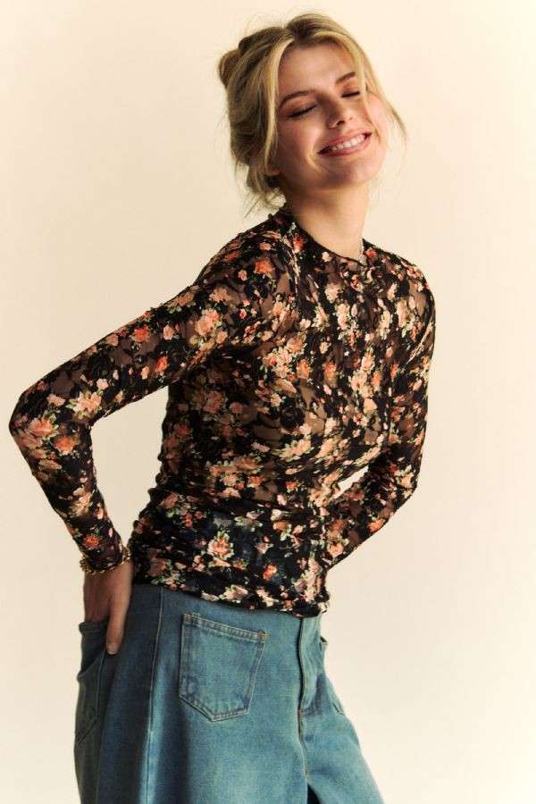 FLORAL PRINT MESH LONG SLEEVE LAYERING TOP