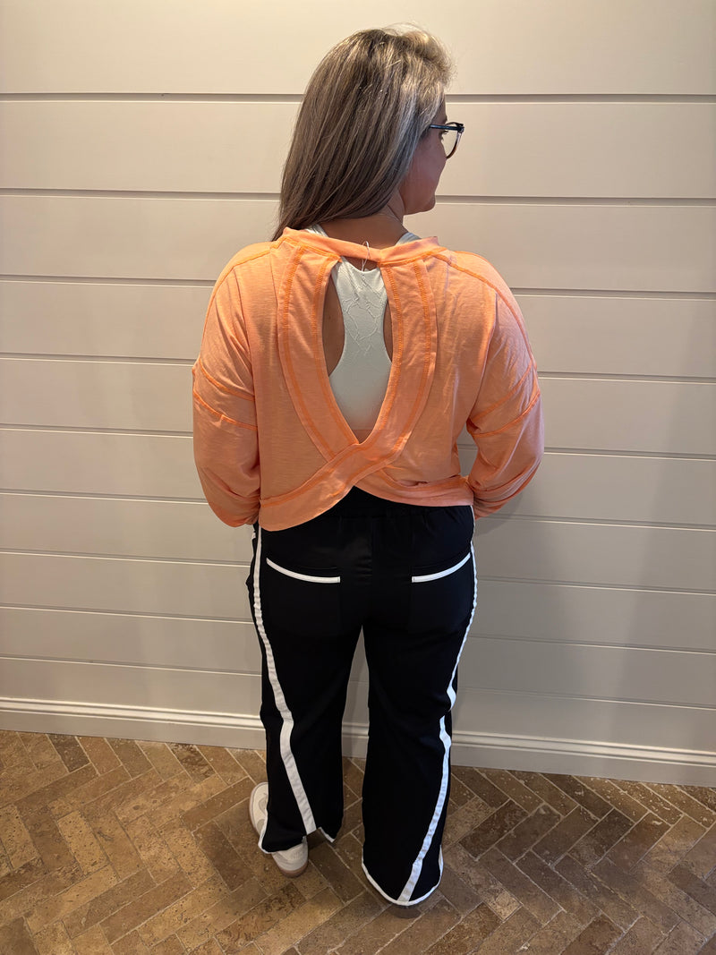 Cut-Out Backless Long Sleeve Sports Sweatshirt