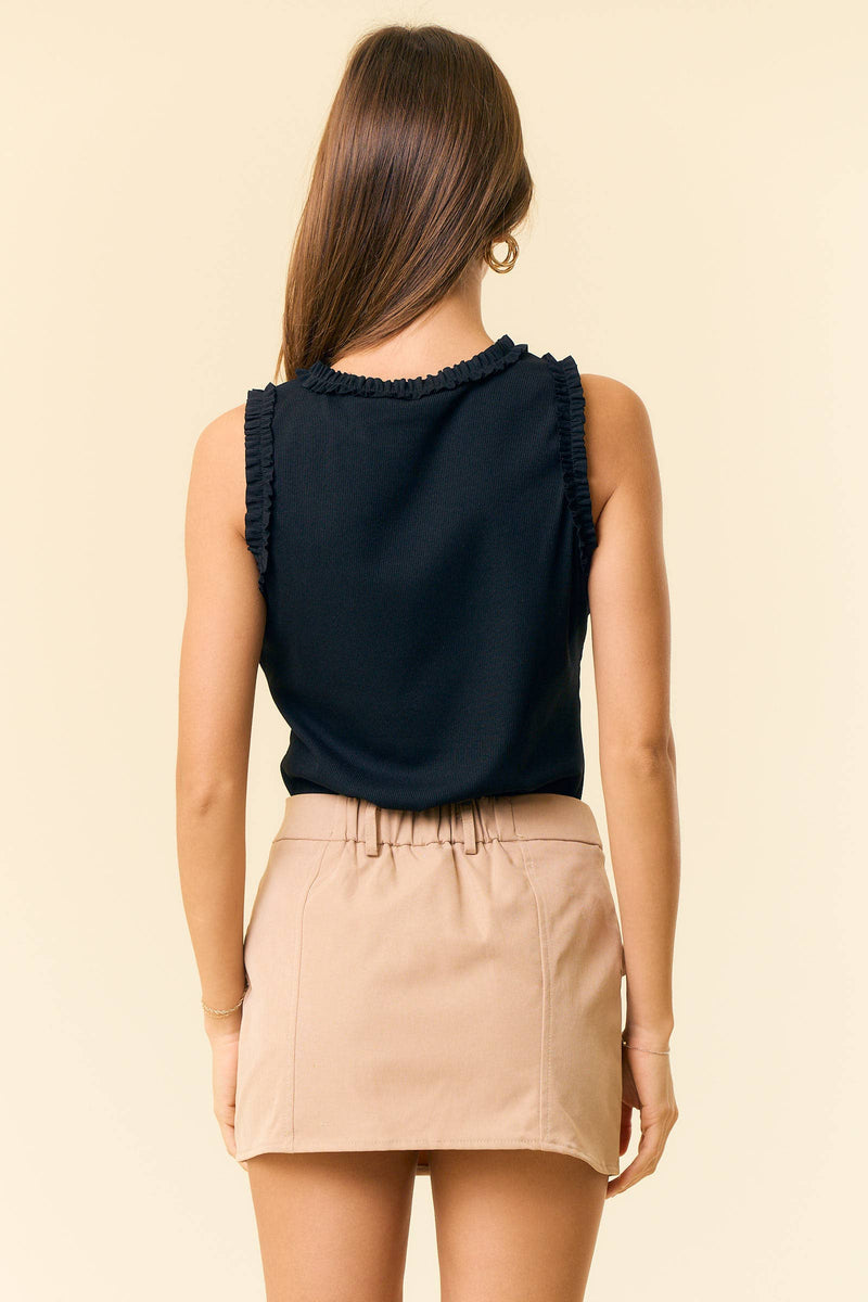 SOLID KNIT TANK W.RUFFLE TRIM