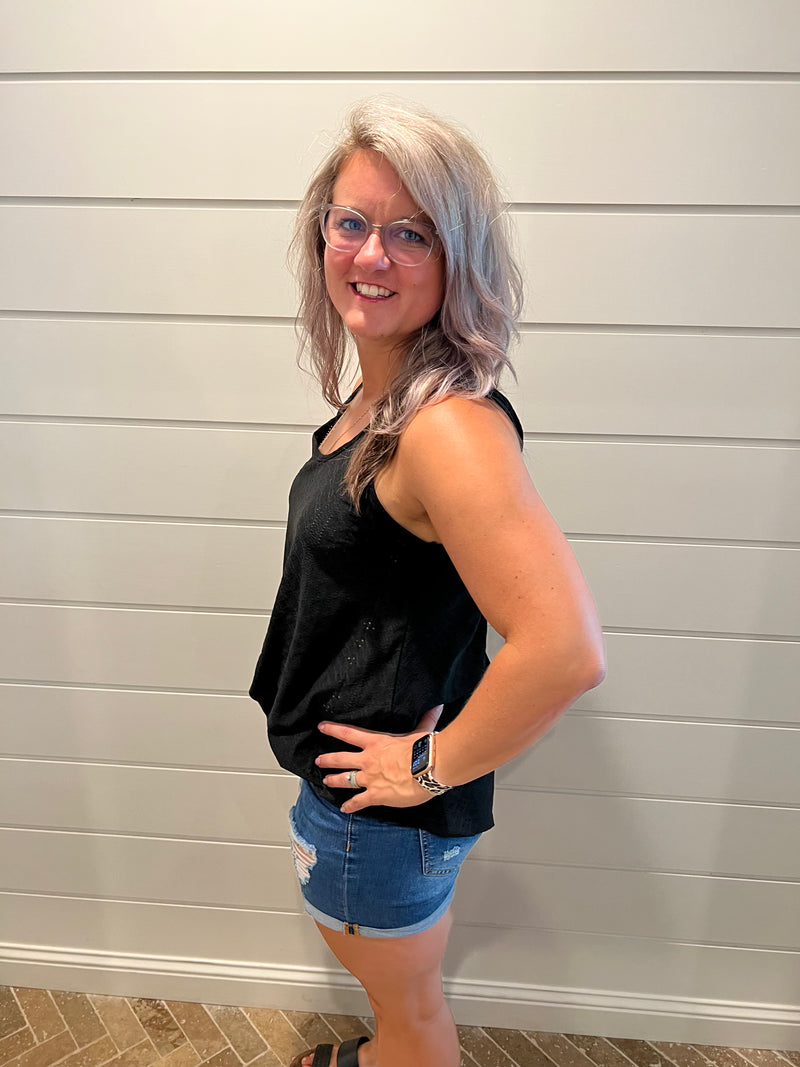 Eyelet Tank