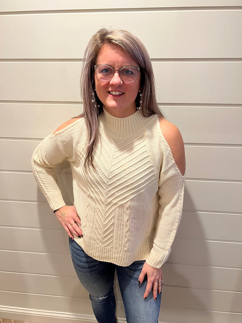 TOPW897 Cold Shoulder Knit O-neck Sweater